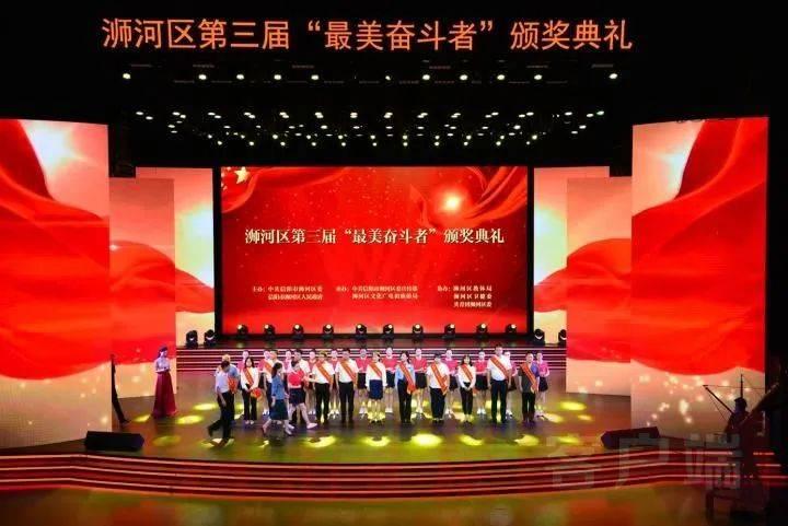 向华强透露张国荣死亡隐情，坦言：若没有张柏芝，哥哥就不会死！游戏画面