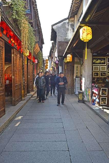 为什么每天半夜会